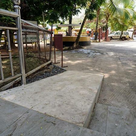 The Family Kingdom Resort Freetown Kültér fotó