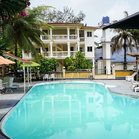 The Family Kingdom Resort Freetown Kültér fotó