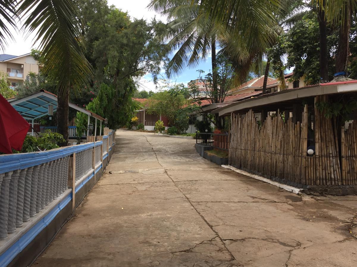The Family Kingdom Resort Freetown Kültér fotó