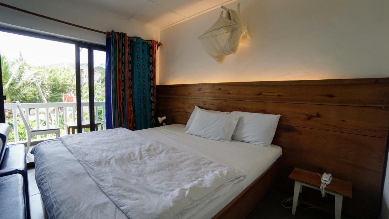 The Family Kingdom Resort Freetown Kültér fotó