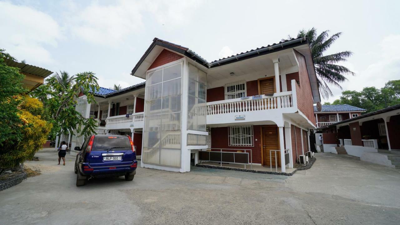 The Family Kingdom Resort Freetown Kültér fotó